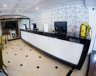 Eh Ejecutivo Urban - Tepic - Front desk