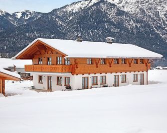 Ferienwohnung Bergenzian - Grainau - Budynek