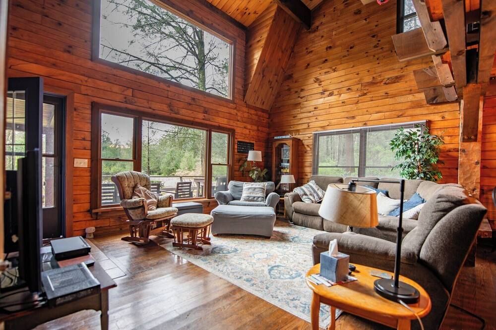 'Timber Acres' is nestled in the woods with private pond in Eagles Mere