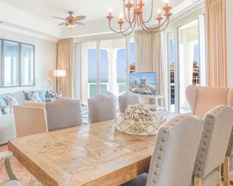 Luxury Resort Penthouse! - Pensacola Beach - Salle à manger