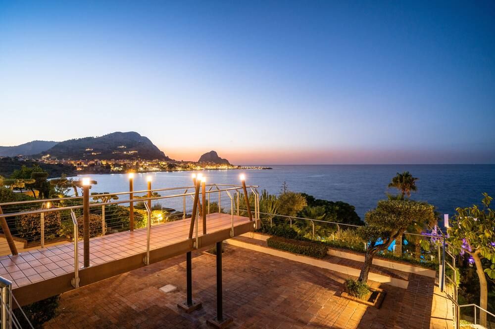 Domina Zagarella Sicily