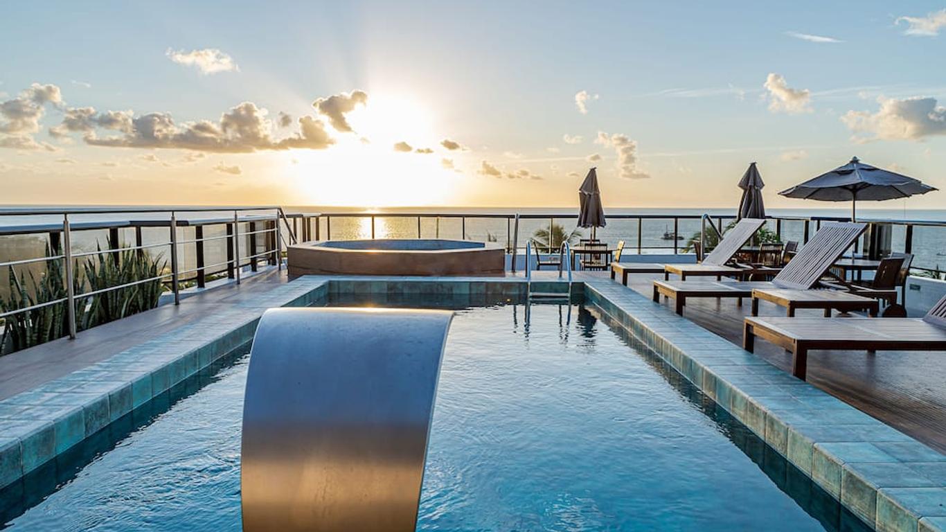 Atlântico Praia Hotel