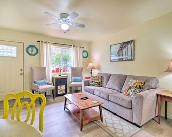 Winchester Bay Apt Near Dunes and State Parks! - Reedsport