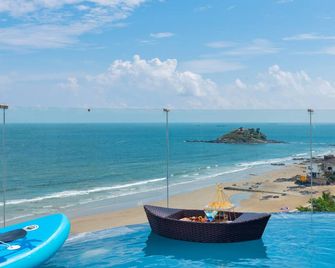 One Season Boutique Hotel Vung Tau - Beachfront - Vung Tau