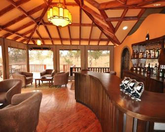 Elephant Rock Luxury Camp Tarangire - Kwa Kuchinia - Bar