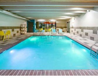 2 Relaxing Units. Pets Allowed, Free Breakfast! Close To Spring River Zoo - Roswell - Havuz