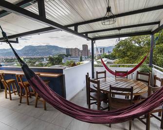 Poblado Guest House - Medellín - Balcón