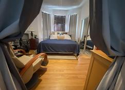 Room With Jacuzzi, Massage Seat, And Parking Spac, The Best Choices!! - North Bergen - Slaapkamer