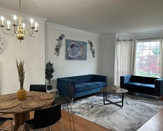 Heron’s Cove II off the Potomac - Dumfries