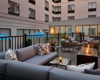 Courtyard by Marriott Ottawa Downtown - Ottawa - Balcone
