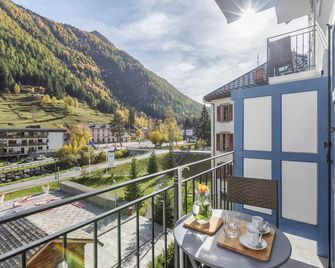 Residence And Spa Vallorcine Mont-Blanc - Vallorcine - Balcón