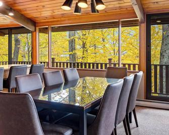 Chalet Vermont, ski in out at Sugarbush - Warren - Dining room