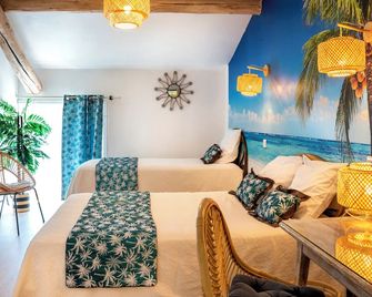 Hotel Toppin - Cavaillon - Schlafzimmer