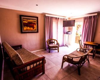 Harbour Masters House - Port Elizabeth - Living room