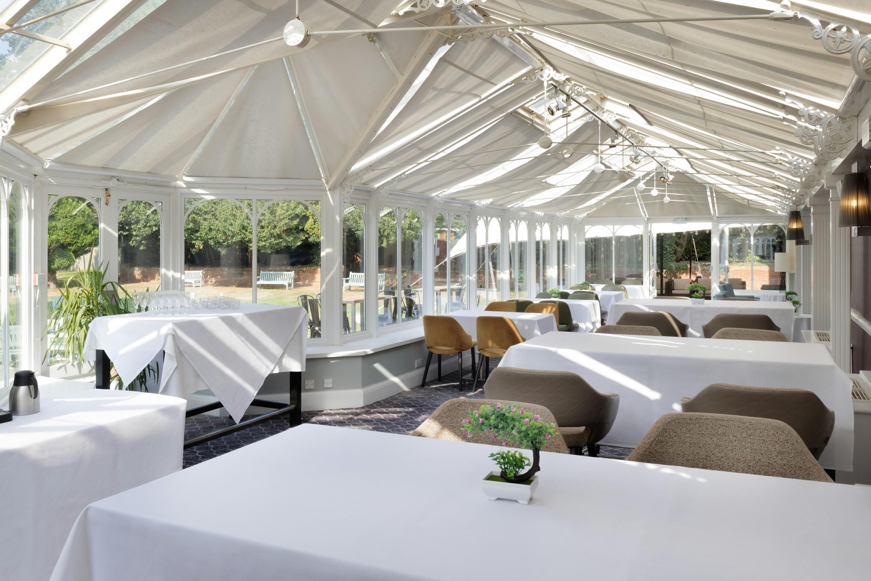 DoubleTree by Hilton St. Anne's Manor - Wokingham - Restaurant