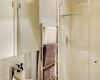 Villa Hutchinson - Camps Bay - Bathroom