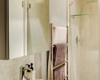 Villa Hutchinson - Camps Bay - חדר רחצה