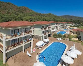 Marmaris Resort Deluxe Hotel - Hisarönü - Pool