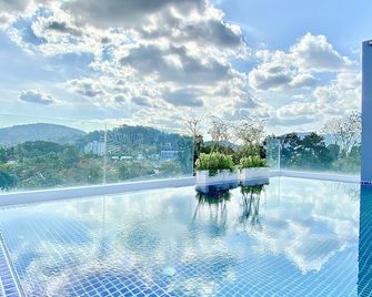 The Palms Residence - Sha Extra Plus - Wichit - Bể bơi