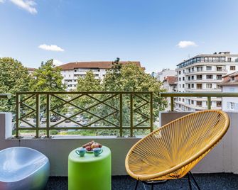 ibis Styles Annecy Gare Centre - Annecy - Parveke