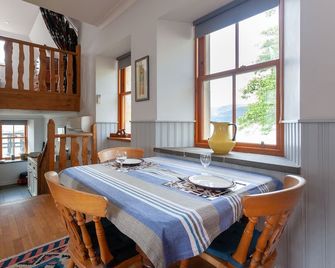 Cottage On Pier, Holy Loch Shore, Sea And Mountain Views, listed building 1830 - Dunoon - Jídelna