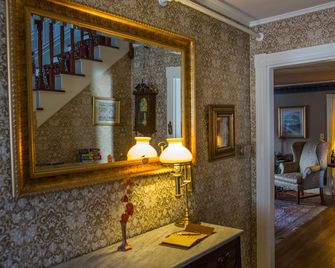 Holidae House Bed & Breakfast - Bethel