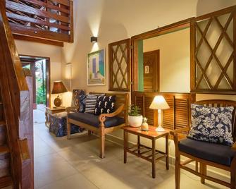 Pousada Don Diego - Ubatuba - Living room