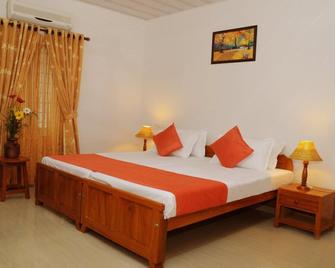 Silverweed Homestay - Kochi - Bedroom