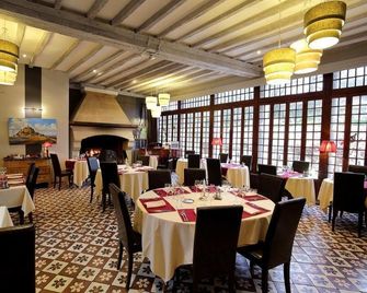 Relais Saint Louis, Logis - Belleme - Restaurante