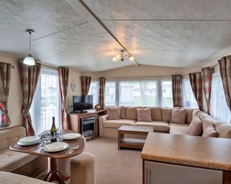 Finest Retreats - Phoenix Retreat - Helston - Salon