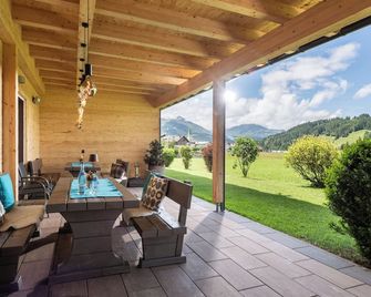 Fairhotel Hochfilzen B&B - Hochfilzen - Innenhof