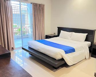 Lub Sbuy Hostel - Phuket - Yatak Odası