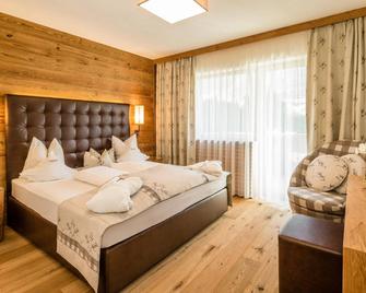 Dolcevita Hotel Jagdhof - Laces - Bedroom