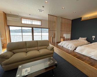 Tara Kanko Hotel - Tara - Habitación