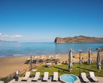 Elia Agia Marina Hotel - Agia Marina - Strand