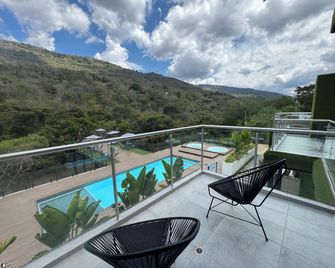 Hotel San Gil House - San Gil - Balkon