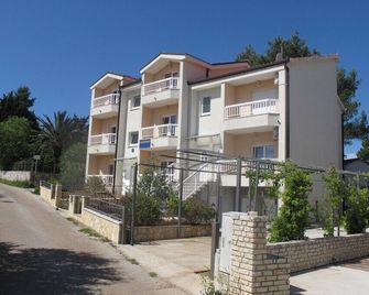 Apartments Mia - Старий Град - Будівля