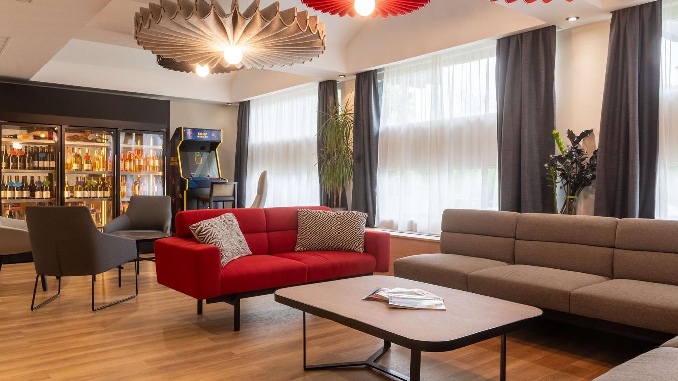 ibis Lyon Est Bron