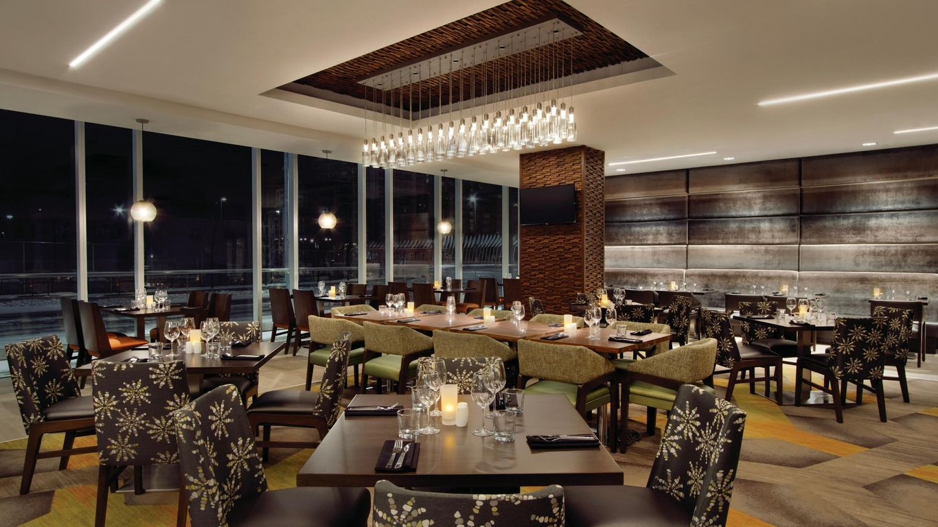 Homewood Suites by Hilton Calgary Downtown