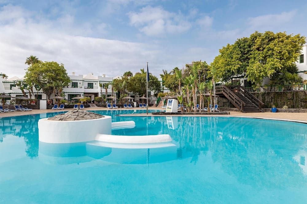 THB Royal - Playa Blanca - בריכה