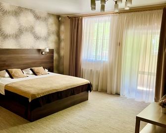 Avenue Hotel - Omsk - Bedroom