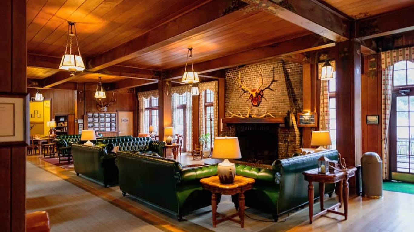 Lake Quinault Lodge