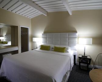 Palo Alto Lodge - Palo Alto - Bedroom