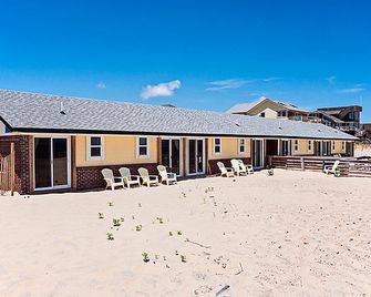 Dolphin Oceanfront Motel - Nags Head - Edificio
