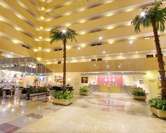 Bristol International Guarulhos - Гуарульюс - Лоббі