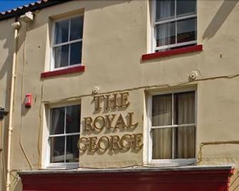 The Royal George - Saltburn-by-the-Sea - Building