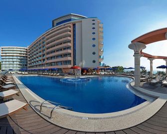 Astera Hotel & Spa With Free Private Beach - Golden Sands - Pool