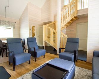 Hummailevi by Aavalevi - Sirkka - Wohnzimmer