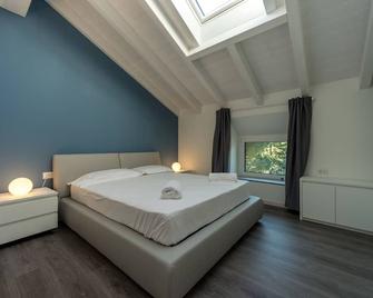 Residenza Cece' - Lecco - Slaapkamer