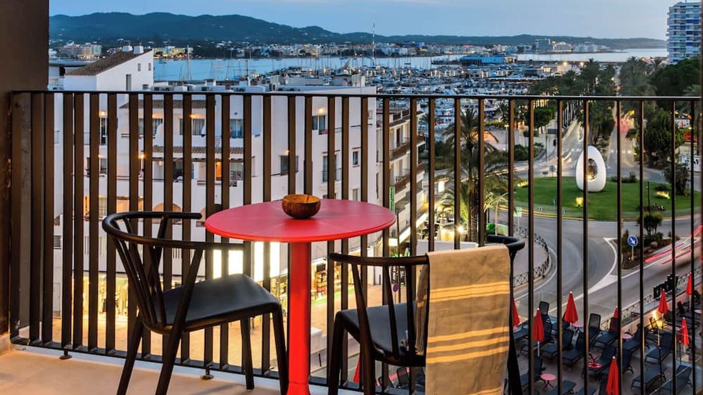 Hotel Vibra District - Adults Only